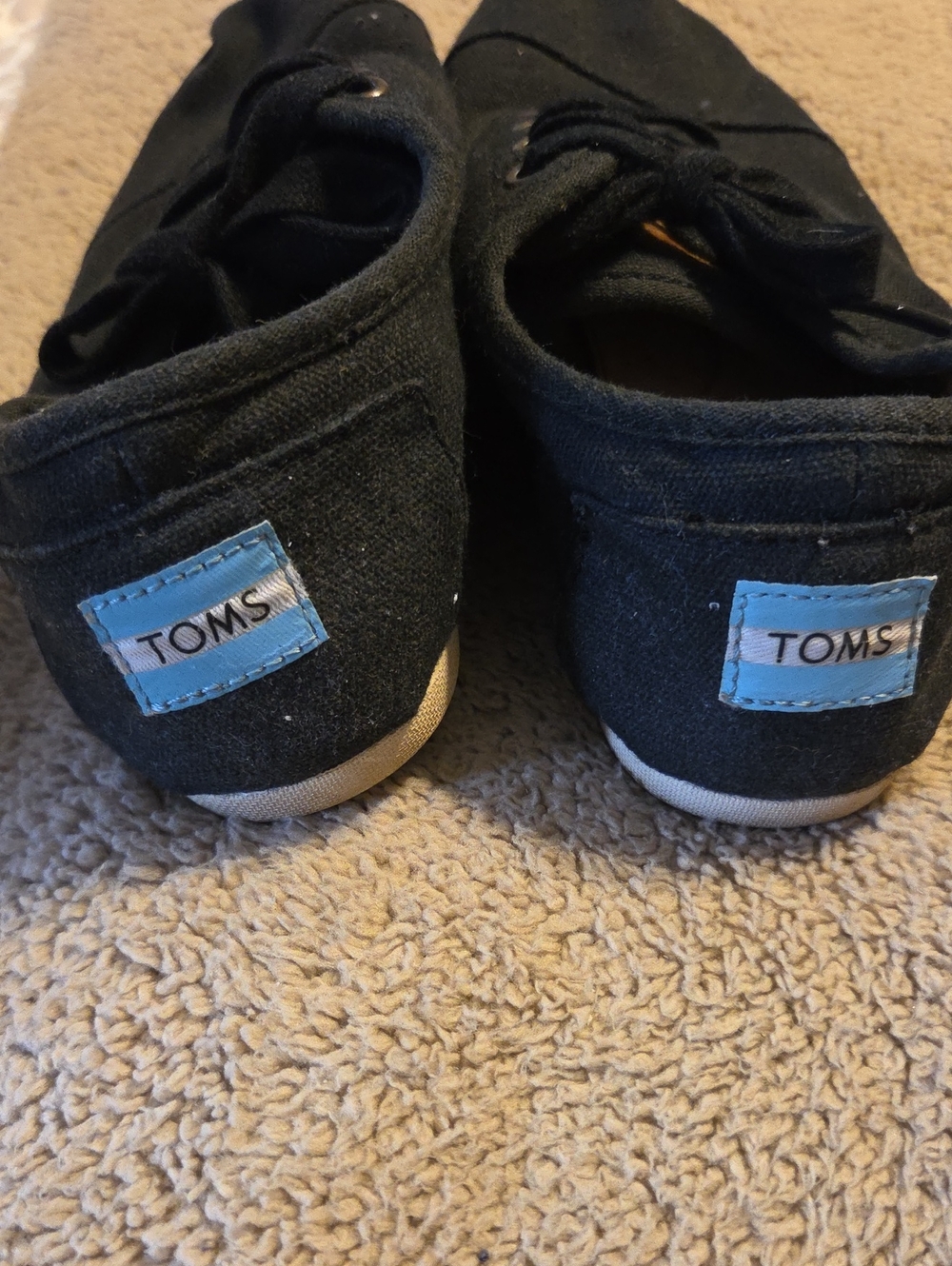 Toms - Picture 4 of 13